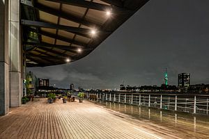Uitzicht World Port Center Rotterdam over de Maas van Renzo Gerritsen