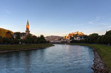 Zicht op Salzburg van Volt