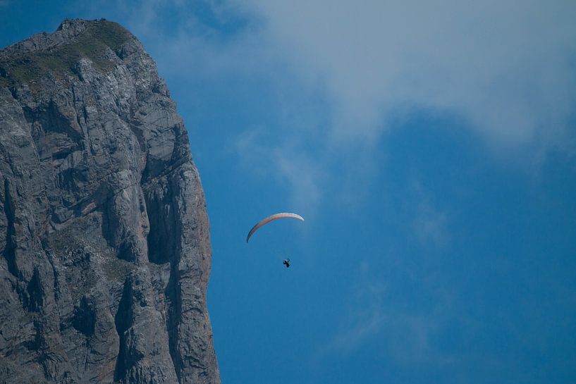 Paragliding über dem Dérochoir-Gebiet - Passy - Haute-Savoie - Frankreich von Nicolas LEMAIRE