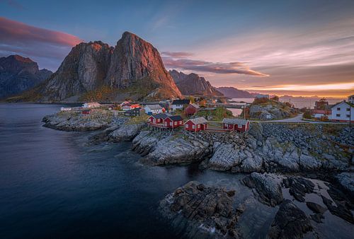 Zonsopkomst in Hamnoy van Edwin Mooijaart