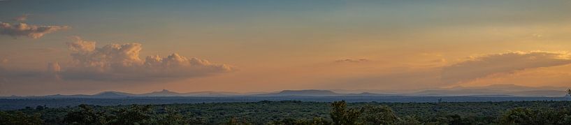 Vue panoramique en Afrique par TCWILDIMAGES