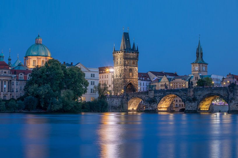 Prague - the Charles Bridge at the blue hour by t.ART