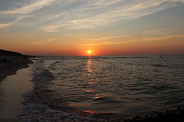 Zomeravond aan zee van Frank Kosemund