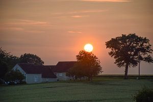 Zonsondergang op het Franse platteland