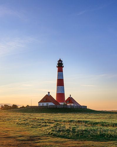 Morning silence at the lighthouse by Werner Reins
