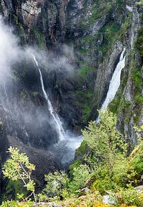 voringfossen wasserfall in norwegen