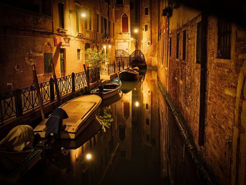 Venice by Hello Pompoyo