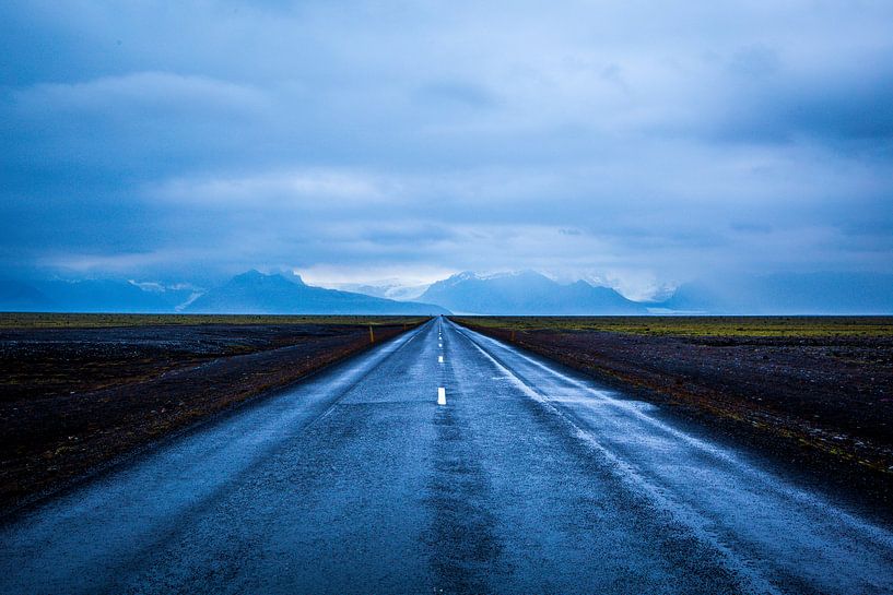 IJsland by Michiel van Druten