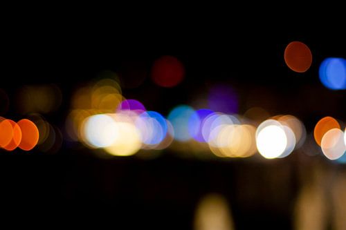 Abstract straatbeeld in de avond 4/4