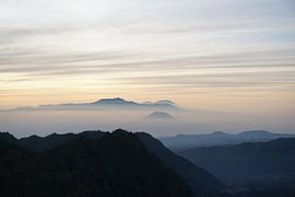Nebelberge von Sinne Schouten