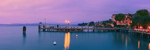 Coucher de soleil à Sirmione, Lac de Garde, Italie sur Henk Meijer Photography