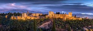 Het Alhambra in Granada in het avondlicht van Voss Fine Art Fotografie