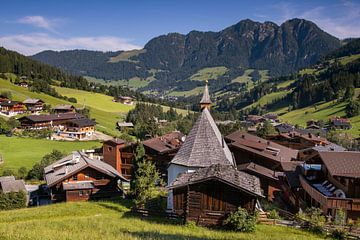 Kijk op het Alpbachtal vanuit Inner Alpbach van Sander Groenendijk