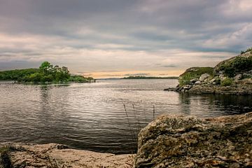 Lake in Ireland by Freddy Hoevers