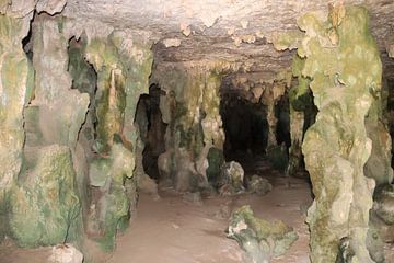grotten oostzijde Bonaire van Silvia Weenink