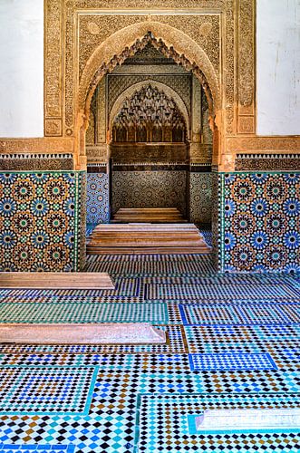 Portal mit Mosaik in Marrakesch von Dieter Walther