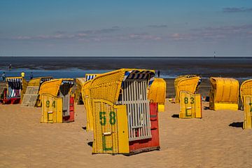 Strandstoelen op Sahlenburg strand van Thomas Riess
