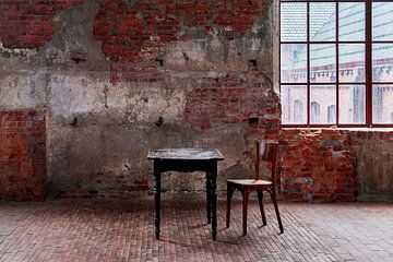 Lonely table with chair by Pascale Drent