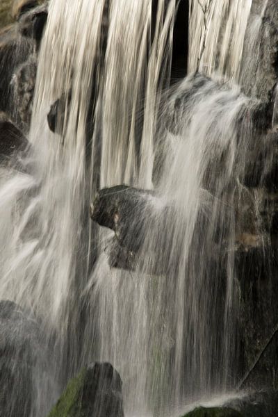 waterval by Diana Edwards