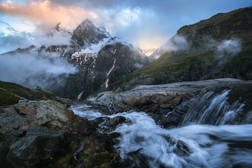 Mont Pelvoux in the last light. by Daniel Gastager