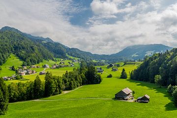 Wunderschönes Alpenpanorama in Vorarlberg von Oliver Hlavaty