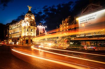 Edificio Metropolis van Loris Photography