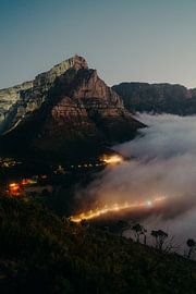 Coucher de soleil sur la montagne de la Table sur Andy Troy