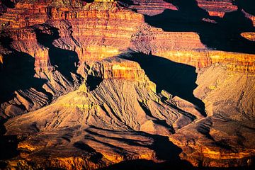 Natuurlijk wonder ravijn en rotsformaties Grand Canyon National Park in Arizona USA van Dieter Walther