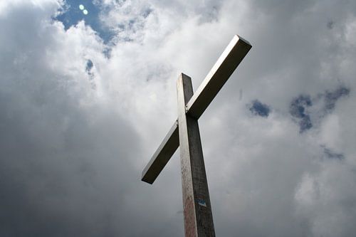 Sta eens stil bij dit kruis.