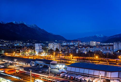Innsbruck in het blauwe uur
