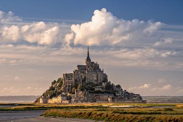 Le Mont Saint Michel by Achim Thomae
