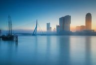 Nebliger Sonnenaufgang in Rotterdam von Ilya Korzelius Miniaturansicht