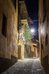 Nächtliche Gasse in Malcesine