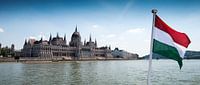 Budapester Parlamentsgebäude an der Donau von Keesnan Dogger Fotografie Miniaturansicht