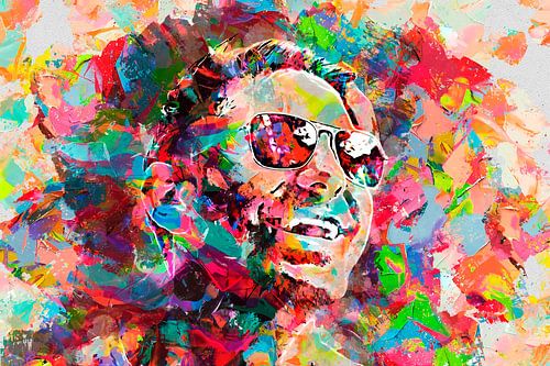 Young man with sunglasses