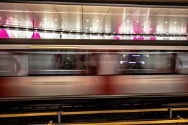 U-Bahn-Station auf der Nord-Süd-Linie Amsterdam von Eric van Nieuwland