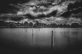 Wolken über dem See von n.Thi Photographie