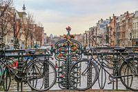 Fahrräder auf einer Brücke