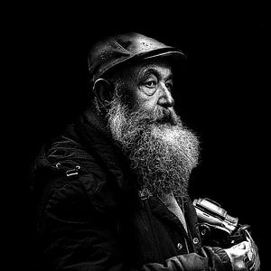 De man met de Baard- The man with the Beard (Awarded)
