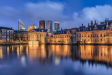 Parliament buildings, Mauritshuis and Hofvijver in The Hague by Frans Lemmens