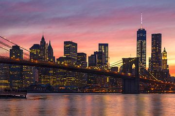 NEW YORK CITY 34 by Tom Uhlenberg