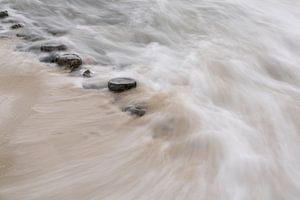 Vagues et brise-lames