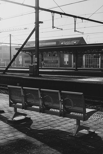 Wachten, treinstation Aalst