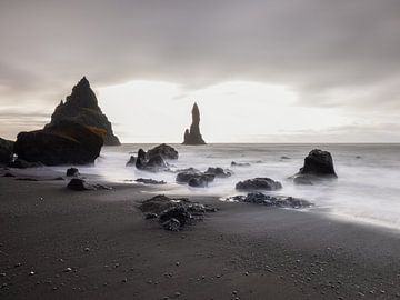 Reynisfjara (IJsland) van Marcel Kerdijk