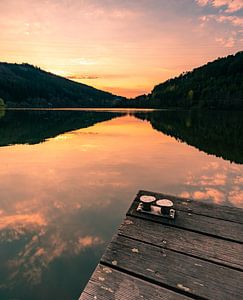 Bootsanleger am ruhigen See von Christian Klös