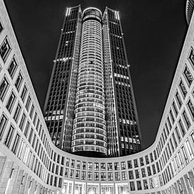 Tower 185 bei Nacht von Thomas Riess