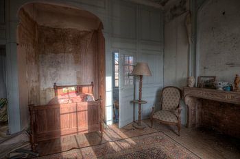 Urns - Chateau Volt Face