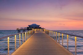 Timmendorf Seeschloesschenbrücke van Sven-Erik Arndt