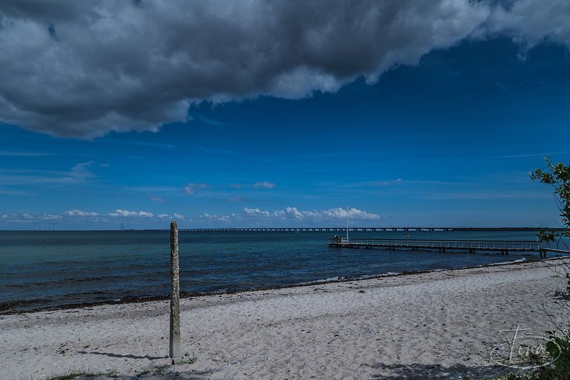 A view from the beach by Tina Linssen