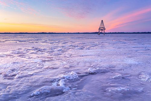 Beulaker Toren in het ijs